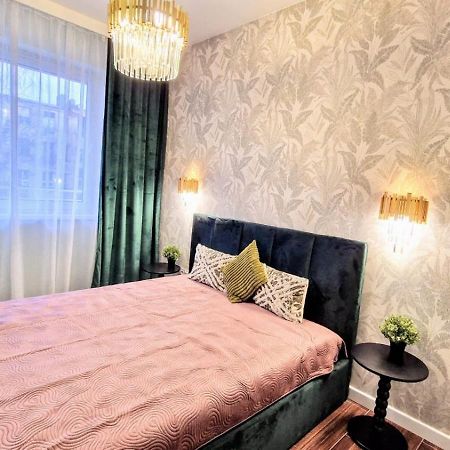 University District&City Gateaway Free Parking! 罗兹 外观 照片